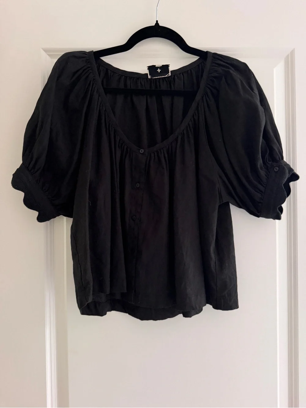 Tuckernuck Black Puff-Sleeve Button-Front Top